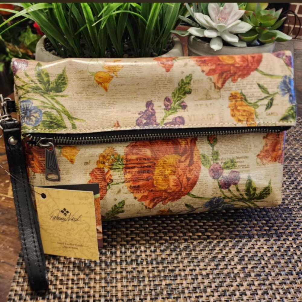 NWT Patricia Nash Leather Valerie Fold Over Wristlet Pouch